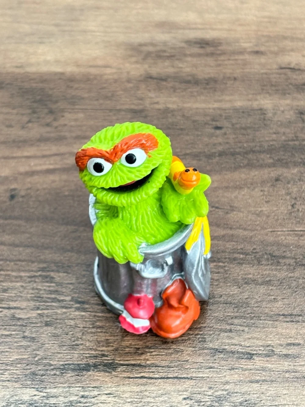 VINTAGE 1997 Sesame Street Oscar the Grouch Figure TYCO Preschool Toy Jim Henson